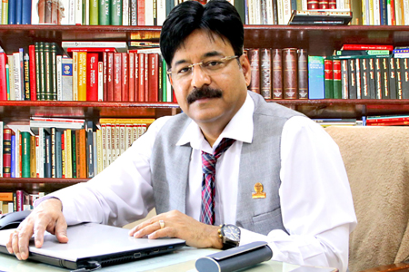 Dr. Rajiv Srivastava